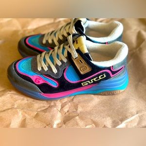 *GENTLY WORN* Gucci Ultraspace Sneakers Size 8